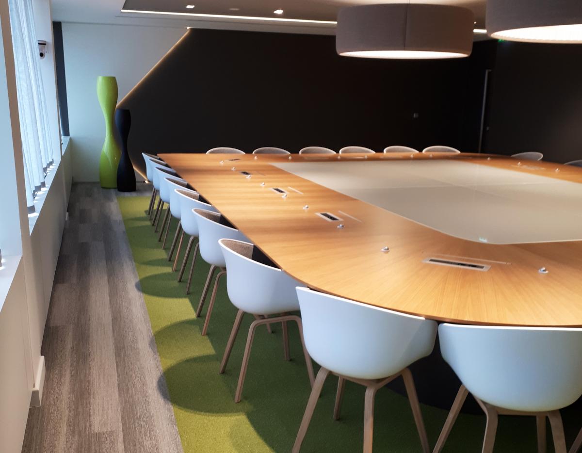 sham-vip_moquette-job-retail